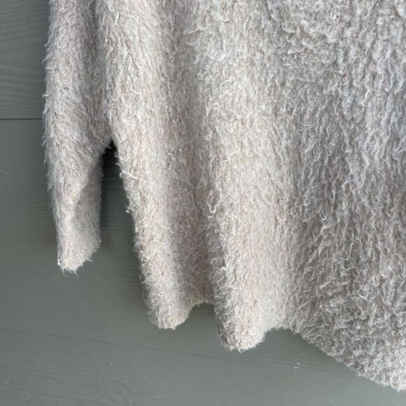 Anthropologie v neck plush pullover sweater - Picture 6 of 8